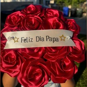 Father’s Day arrangement, red roses with ribbon message 💐